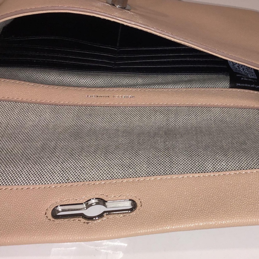 NEW!! Women’s Rebecca Minkoff Elegant Tan Leather Jean Clutch Bag in Doe (Beige) - Picture 6 of 7
